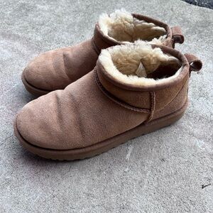 UGG ULTRA MINI SHEARLING BOOTS CHESTNUT BROWN SZ 8